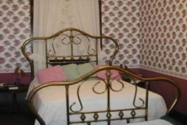 Room 177 of 240