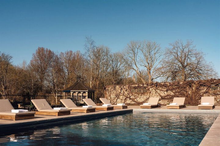 Pool 77 of 97