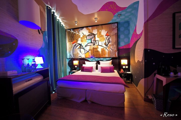 Room 19 of 61