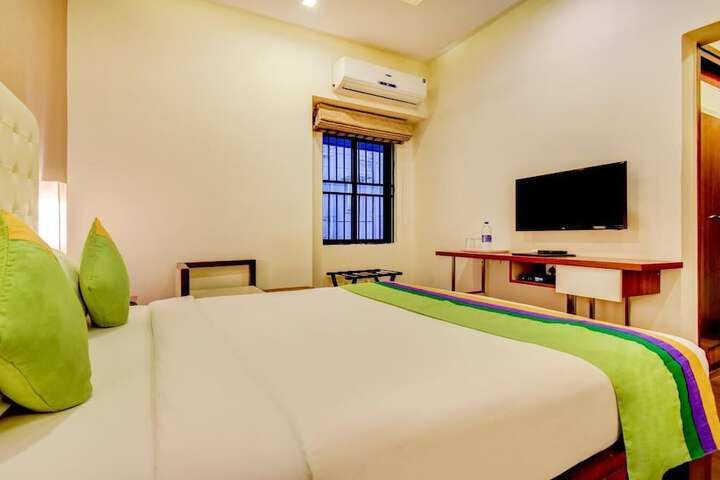 Room 21 of 51