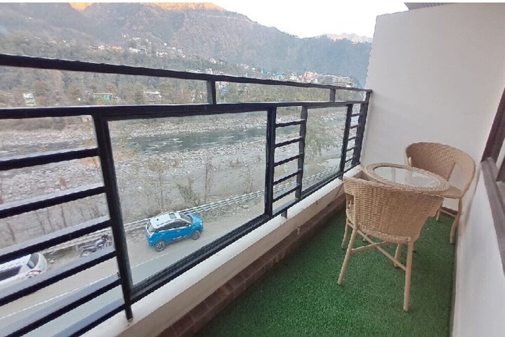 Terrace/Patio 24 of 28