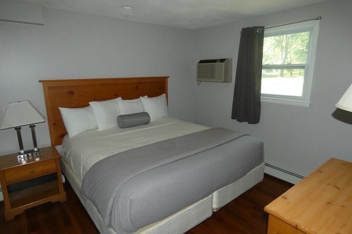Room 20 of 98