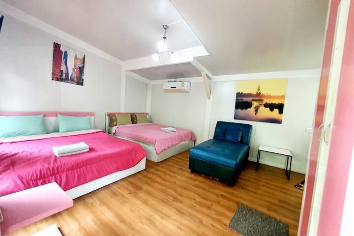 Room 63 of 195