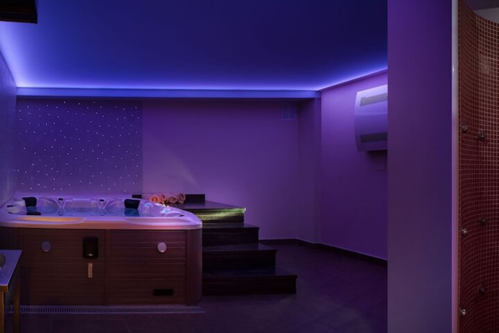 Relaxing Spa