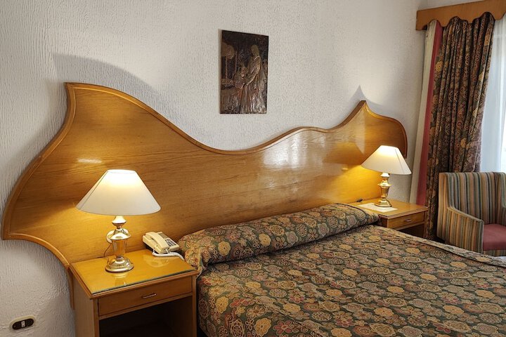 Room 21 of 89