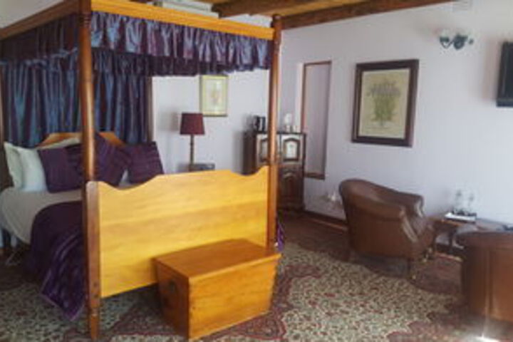 Room 35 of 81