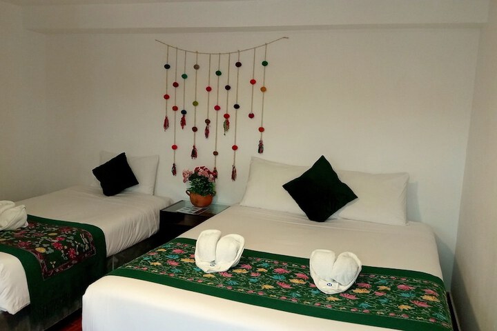 Room 21 of 33