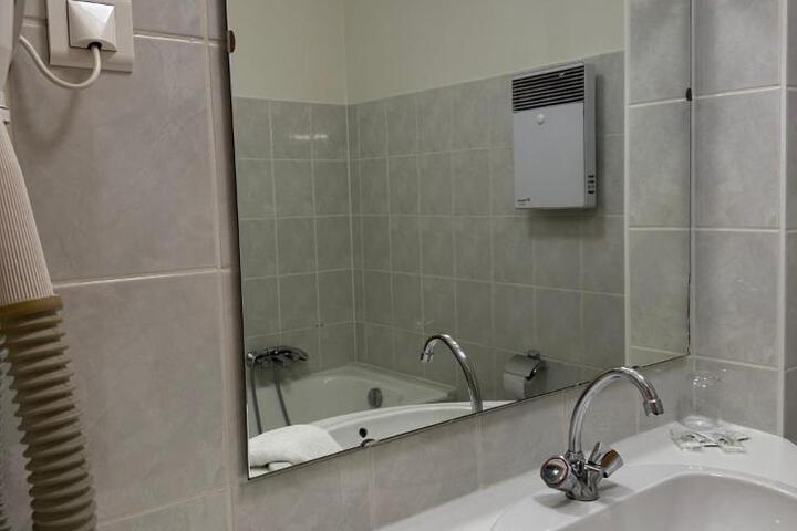 General 41 of 43