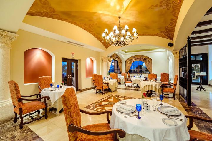Dining 120 of 163