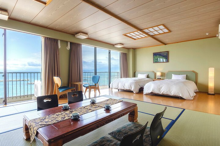 Room 8 of 29