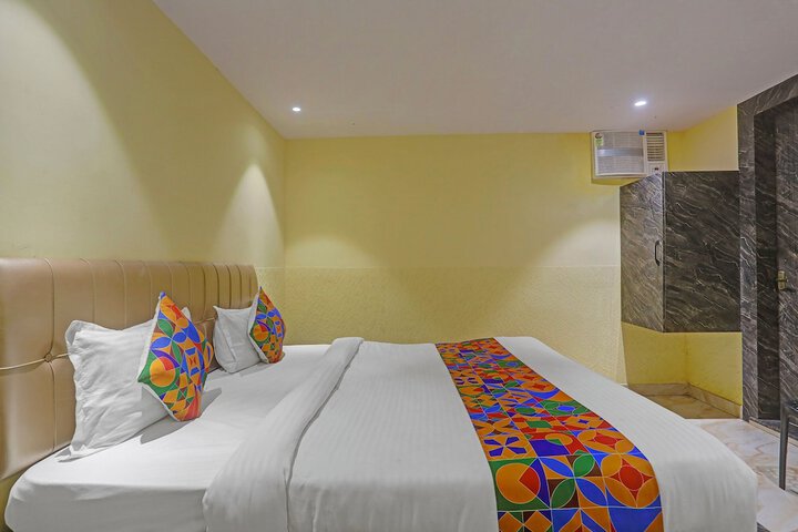 Room 6 of 22