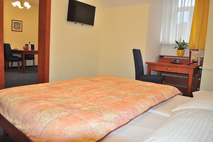 Room 7 of 31