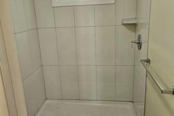 Room 148 of 205