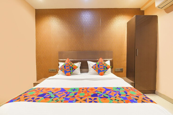 Room 20 of 30