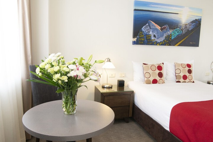 Room 15 of 68