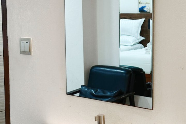 Room 58 of 116