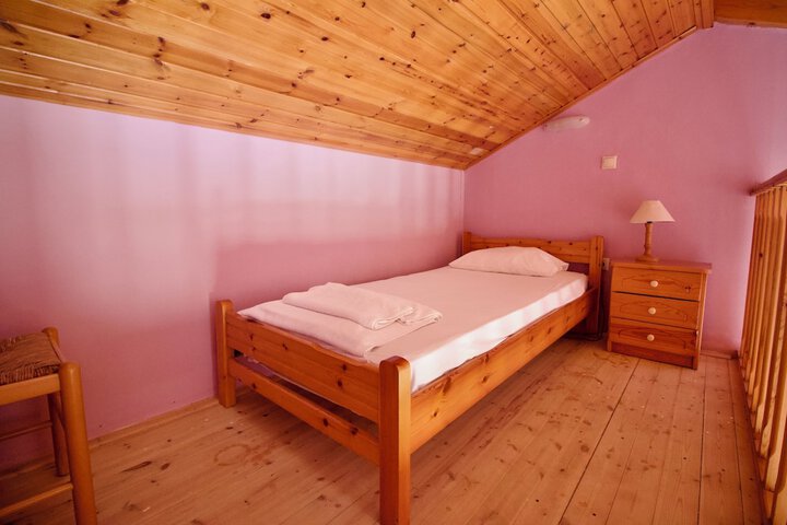 Room 29 of 59