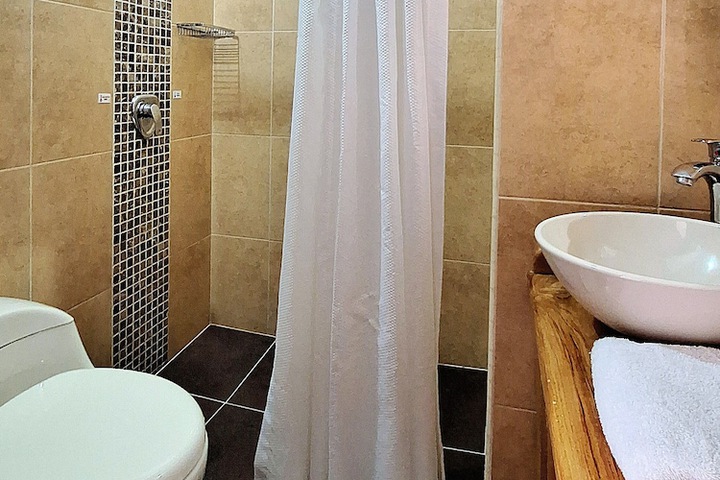Room 38 of 46