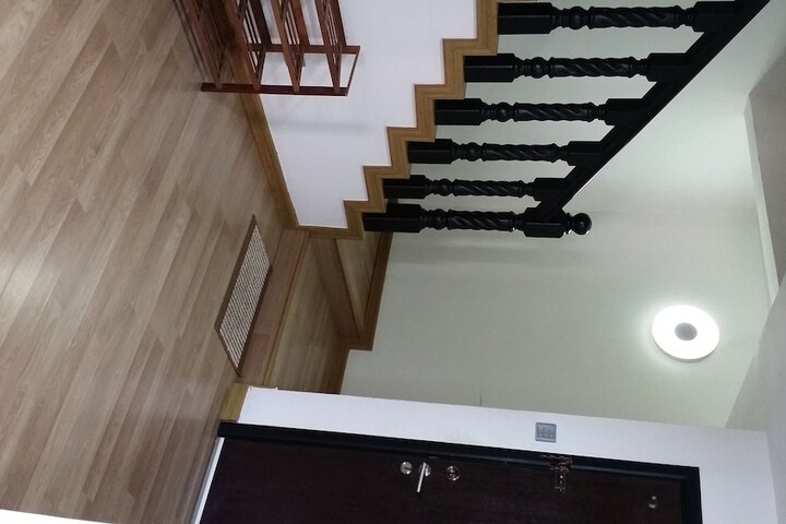 Room 17 of 64