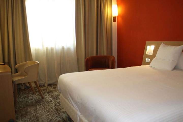 Room 47 of 188