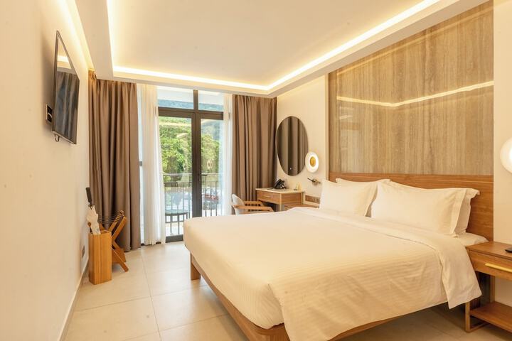 Room 45 of 151