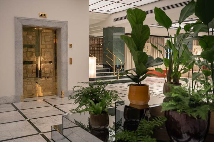 Hotel Lobby