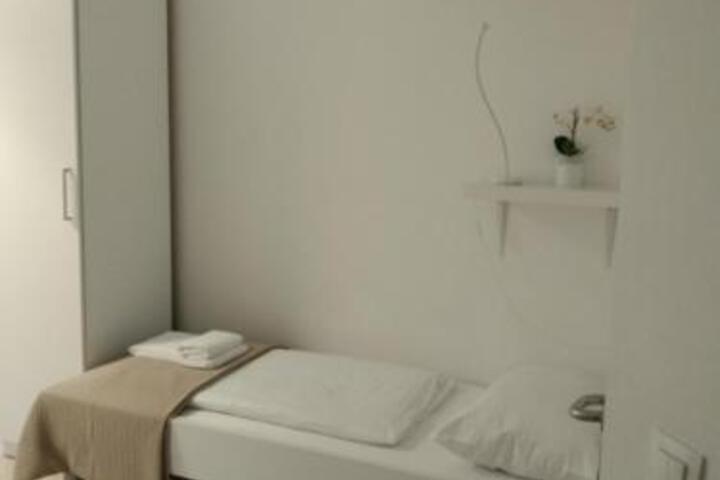 Ch Budget Center Rooms