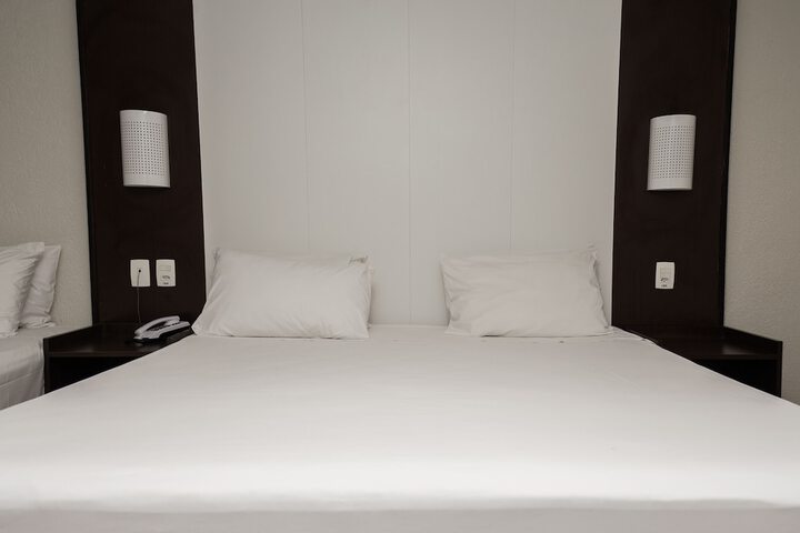 Room 16 of 30