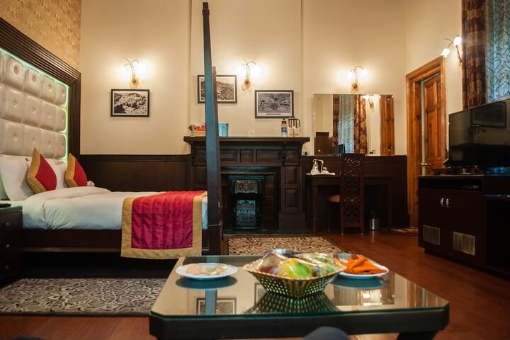 Room 8 of 39