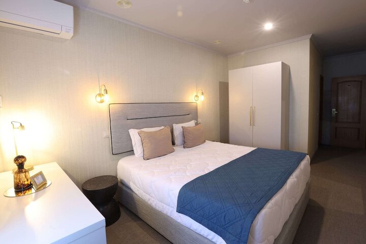 Room 30 of 70