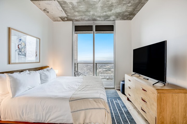 Room 157 of 860