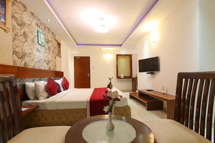 Room 30 of 74