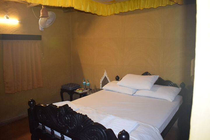 Room 19 of 46