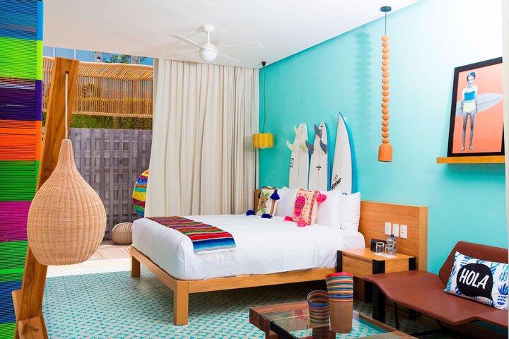 Room 21 of 214