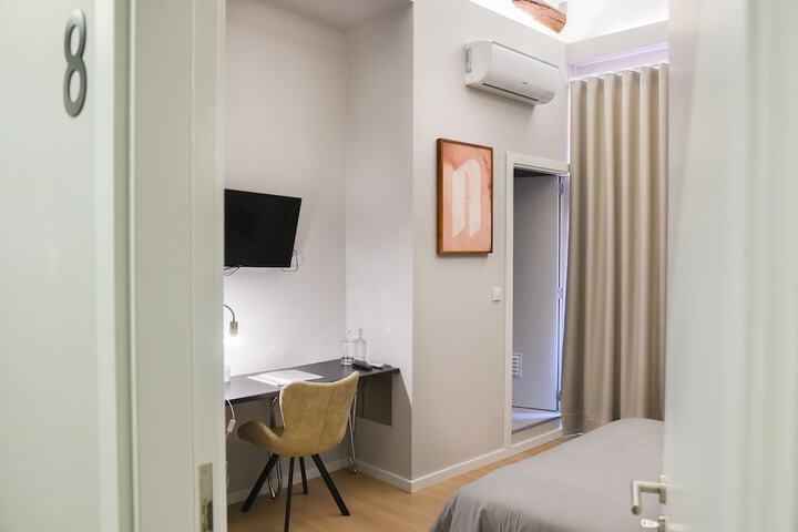 Room 20 of 83