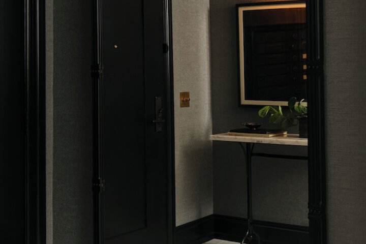 Room 10 of 45