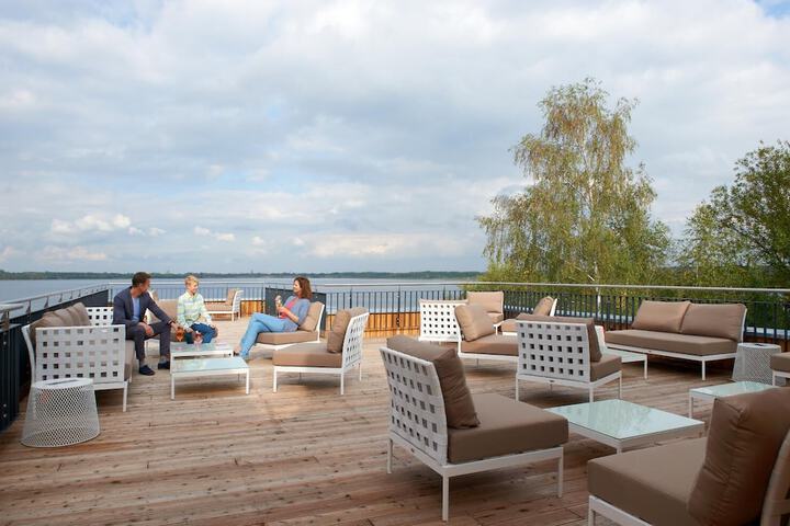 Terrace/Patio 11 of 36