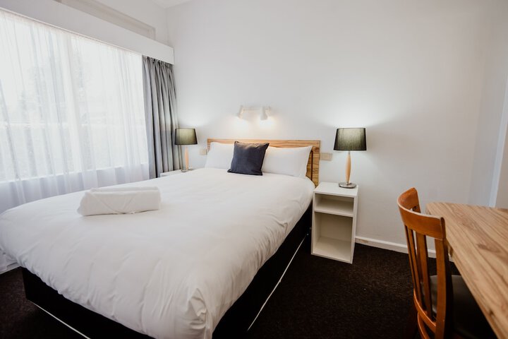 Room 21 of 54