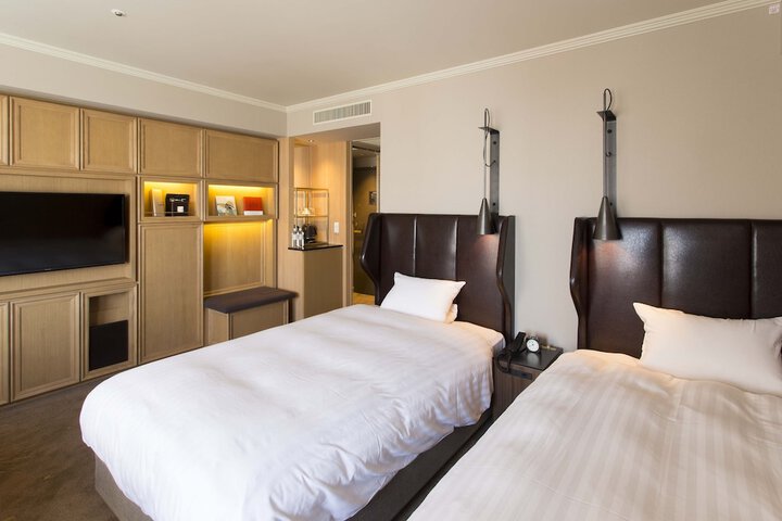 Room 14 of 78