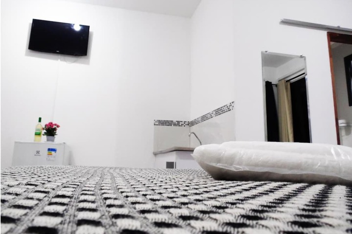 Room 11 of 73
