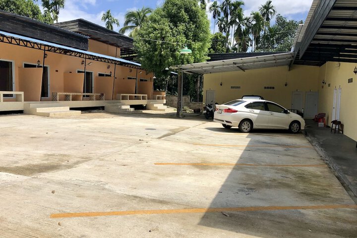 Property Grounds 43 of 47