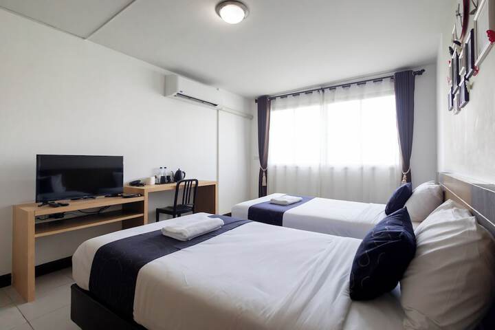Room 10 of 79