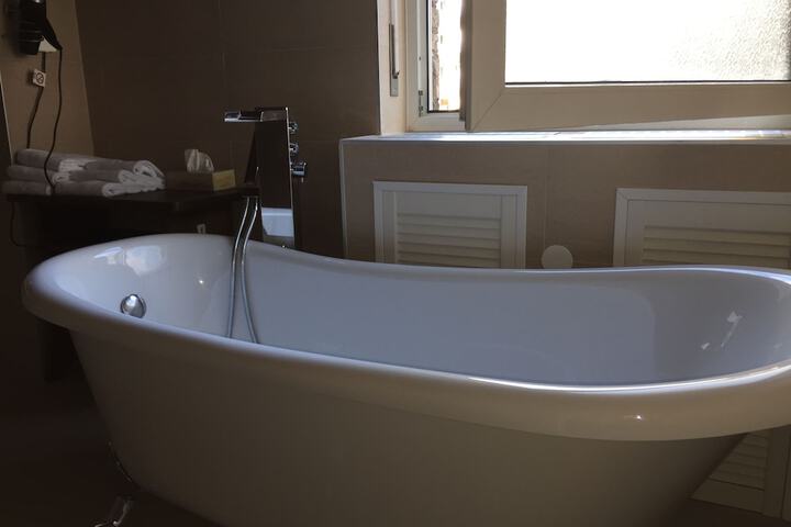 Bath Photo