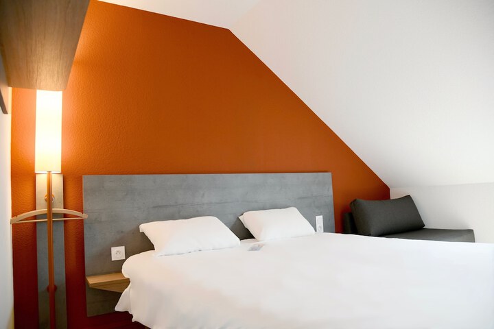 Room 6 of 41