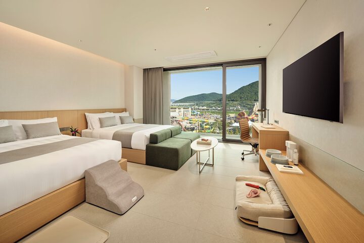 Room 40 of 107