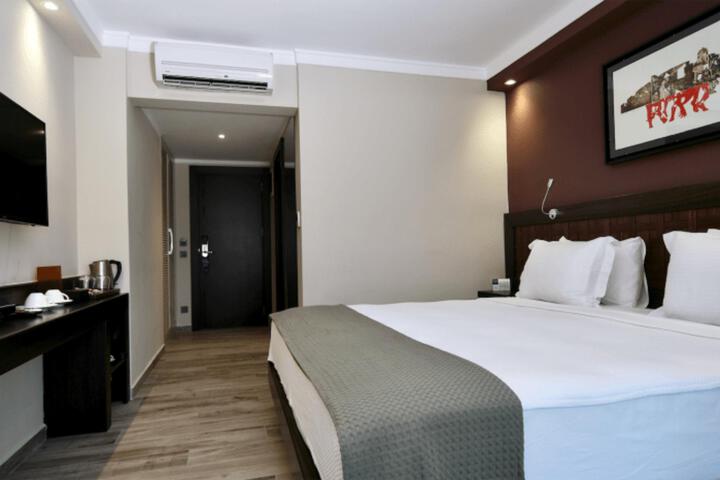 Room 20 of 54