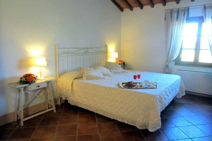 Room 2 of 23