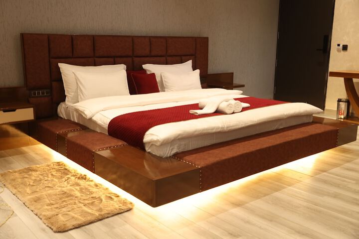 Room 10 of 58