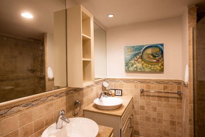 Room 166 of 230
