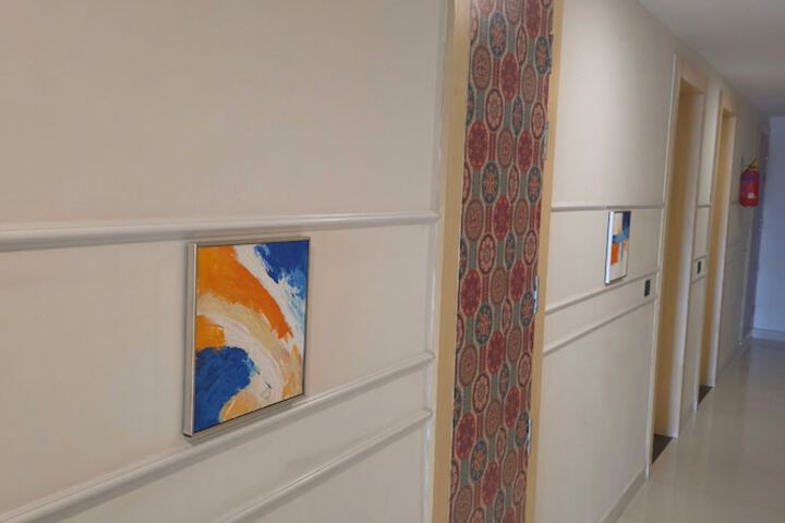 Room 23 of 35